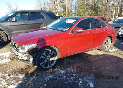 2016 Mercedes-Benz C 300 4Matic from USA, damaged, VIN 55SWF4KB2GU155321